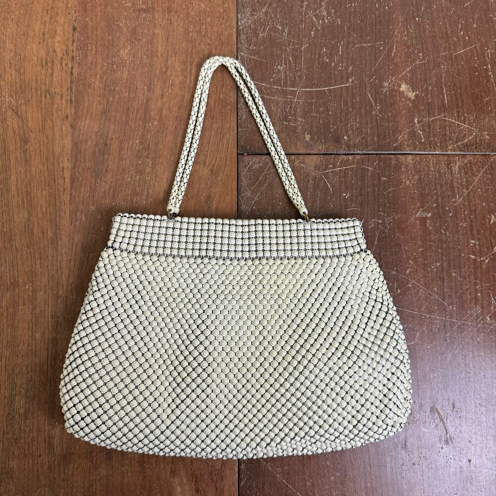 Whiting & Davis Company Vintage Alumesh White Metal Mesh Purse‎ Clutch